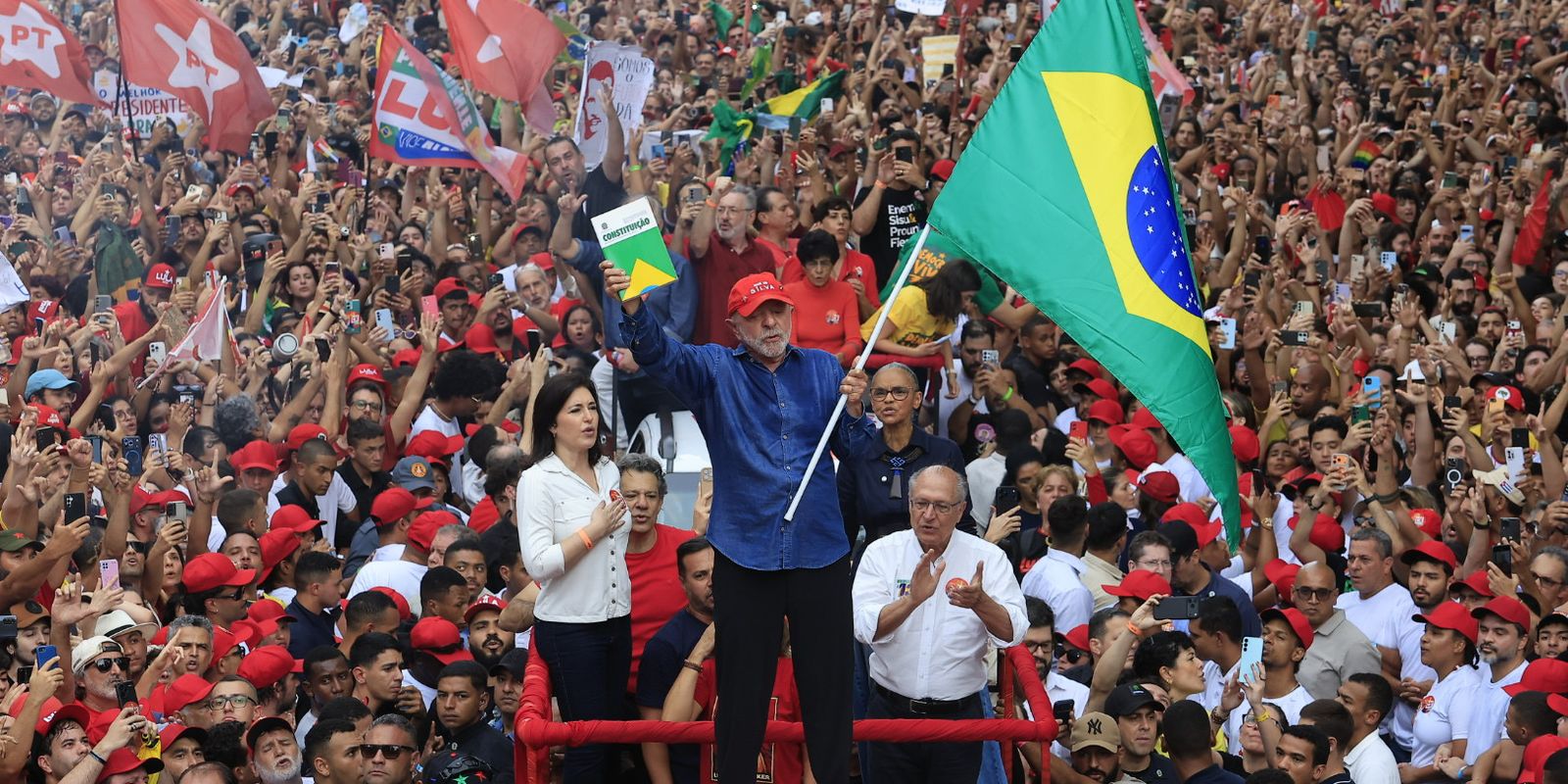 A esperança venceu com a energia das ruas para construir o futuro